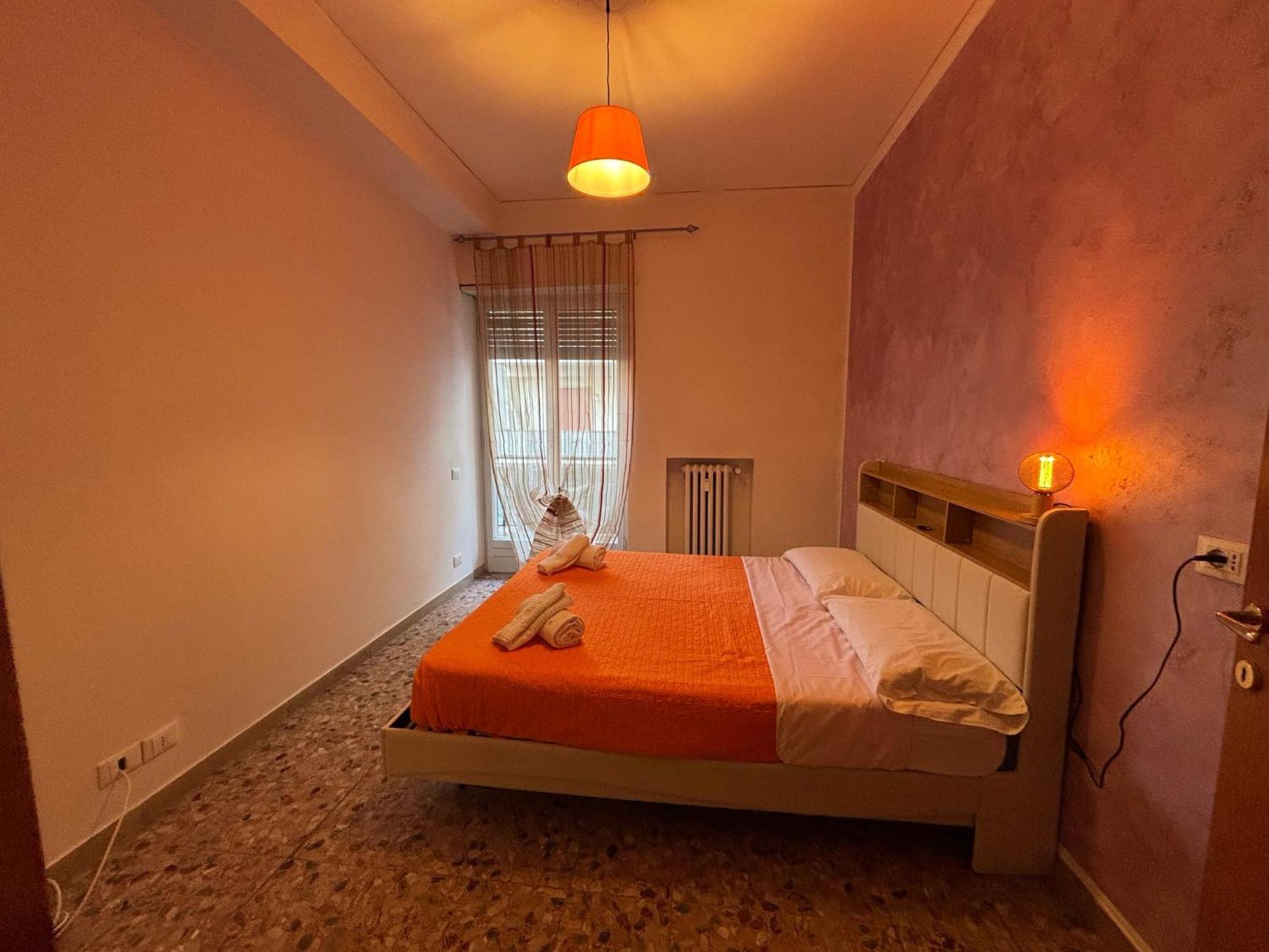 Marconi Rooms And Apartments เวโรนา ภายนอก รูปภาพ