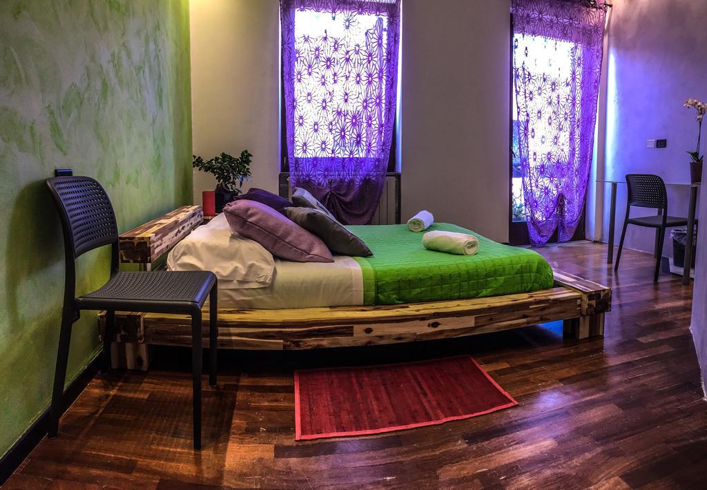 Marconi Rooms And Apartments เวโรนา ภายนอก รูปภาพ
