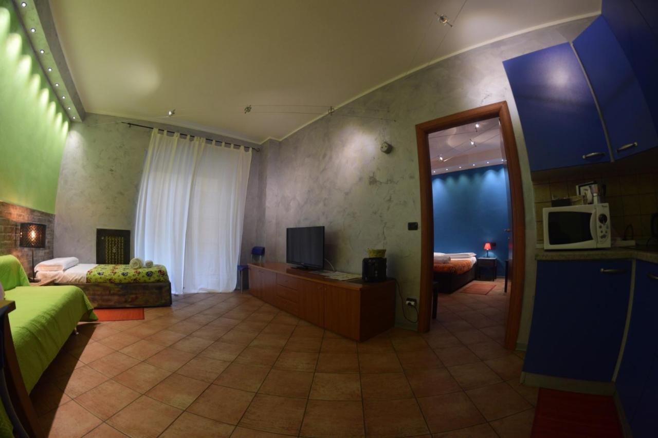 Marconi Rooms And Apartments เวโรนา ภายนอก รูปภาพ