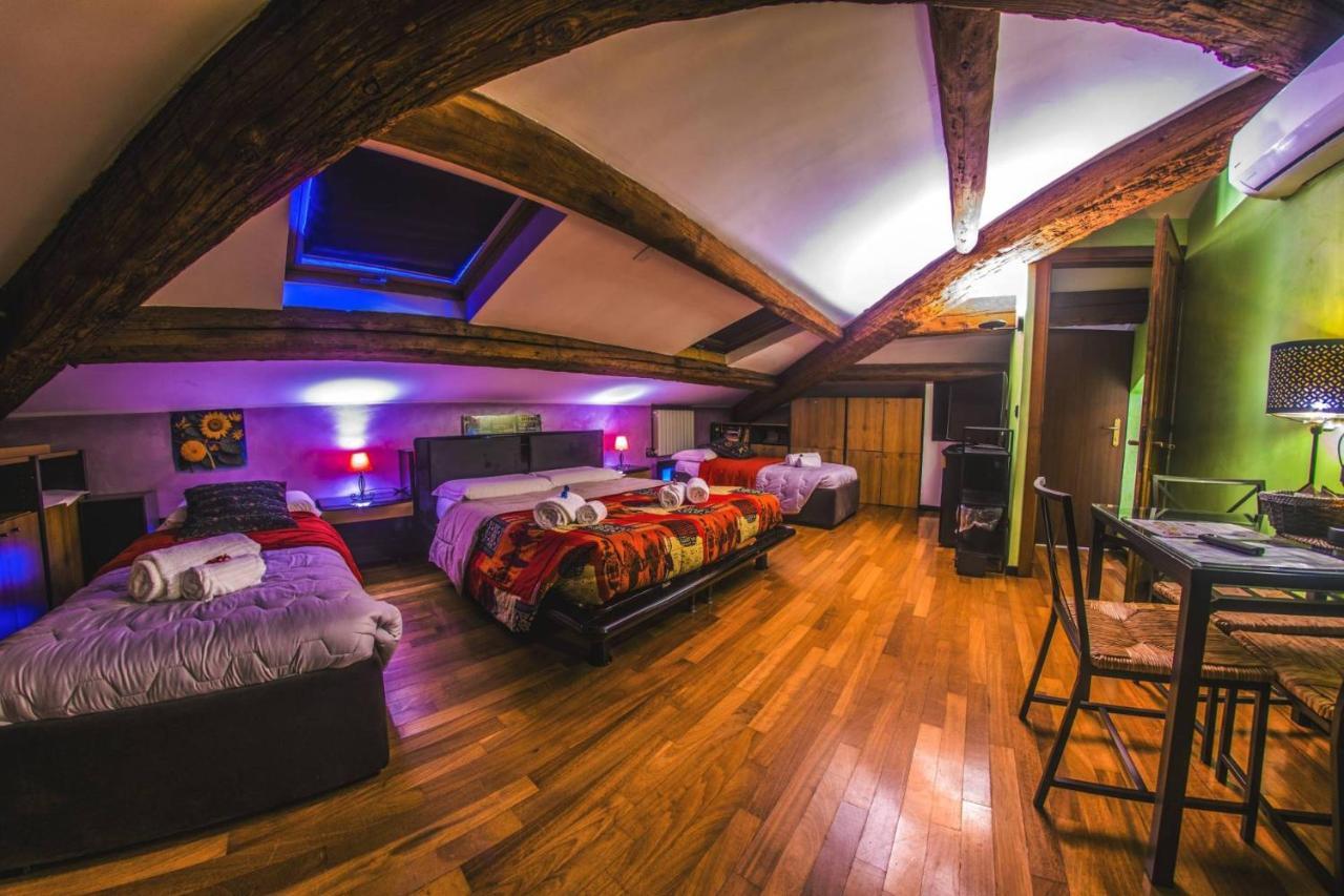 Marconi Rooms And Apartments เวโรนา ภายนอก รูปภาพ